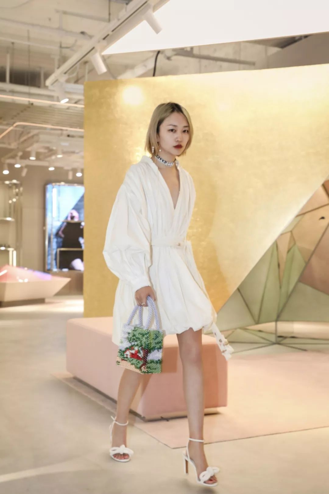 有哪些既不贵又好看的潮牌,好看又平价的韩国潮牌