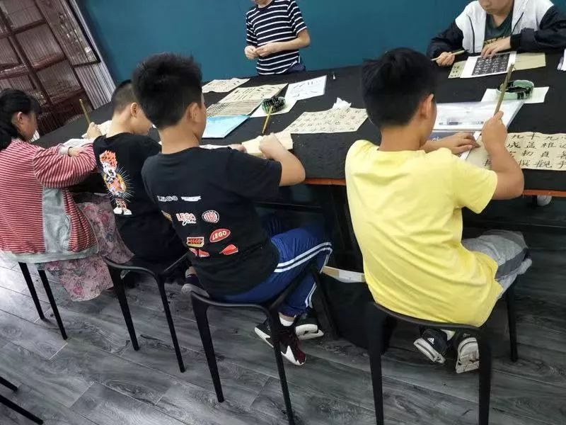 瞒不住了！平湖这家老牌机构福利炸街！大家都去了