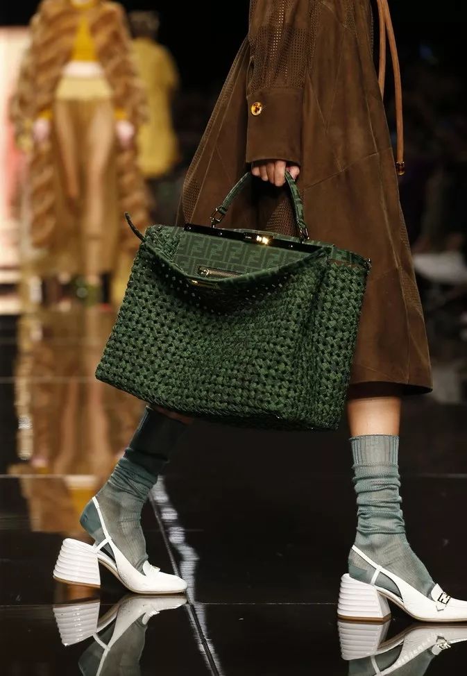 锁定每一个精彩时刻,锁定这8场秀就能包揽全年爆款