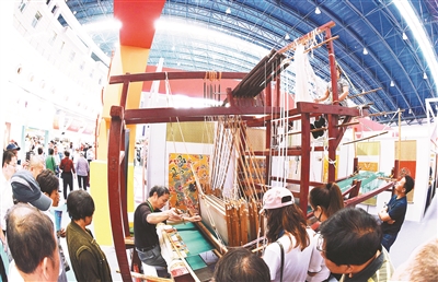 贴近生活引发共鸣,贴近生活激发兴趣