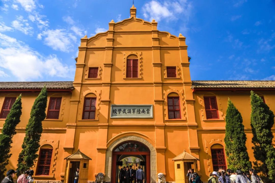 云南国庆黄金周首日,七天假期黄金周