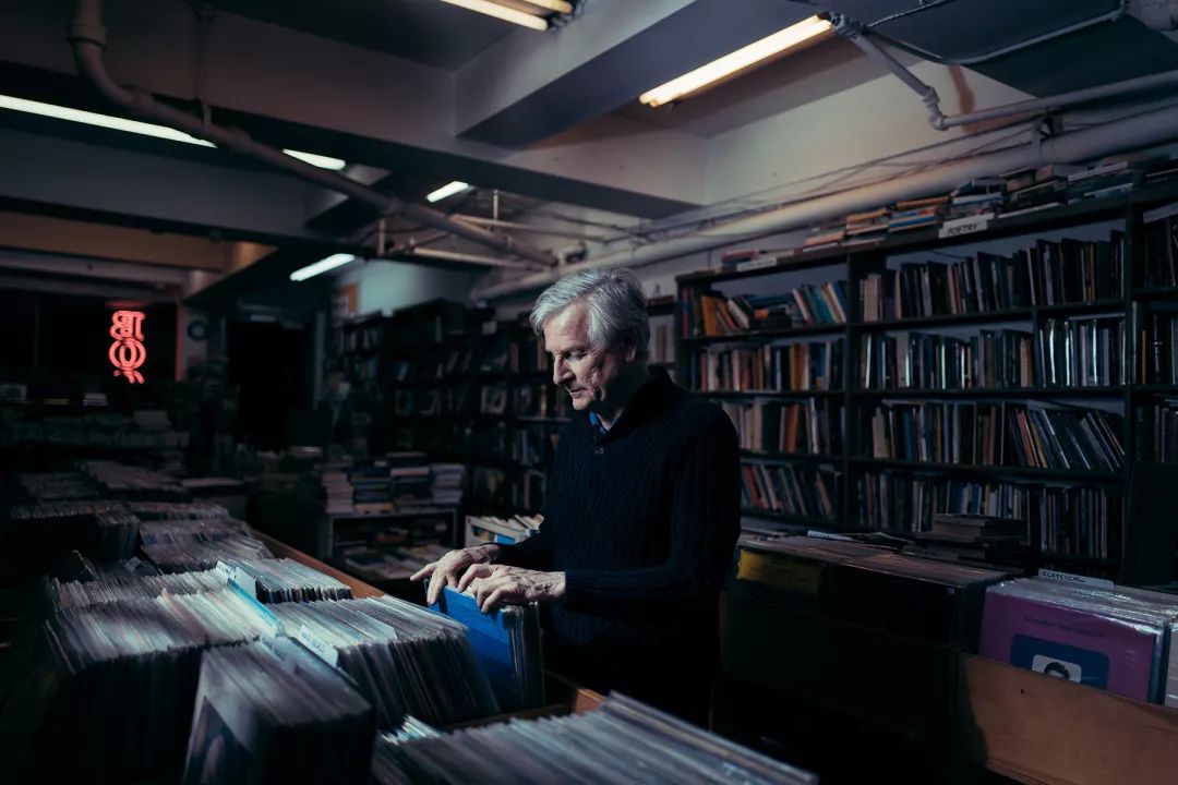 书店肖像摄影师,书店摄影人像