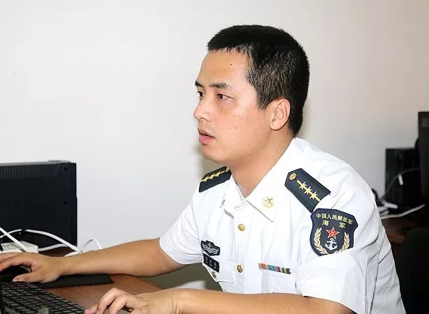 海军院校训练真实视频,海军战队训练真实视频