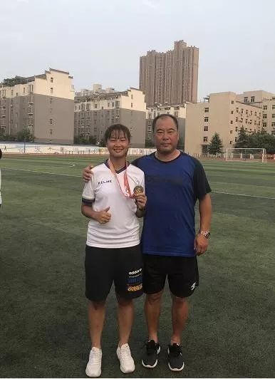 陕西女娃挑战山东女神,陕西女娃个个都很伟大