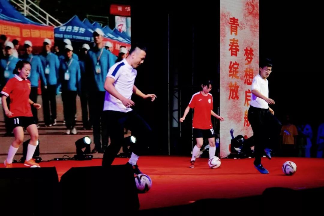 青春西航人共圆家国梦|西安航空学院庆祝新中国成立70周年暨2019年迎新晚会成功举办