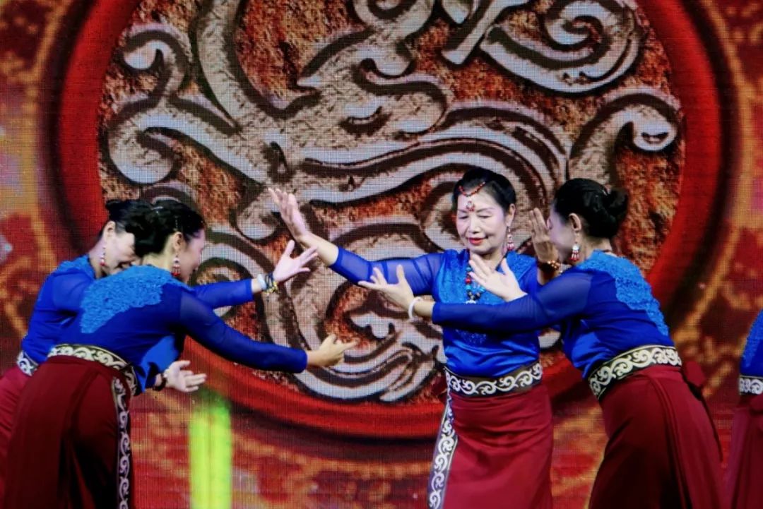 青春西航人共圆家国梦|西安航空学院庆祝新中国成立70周年暨2019年迎新晚会成功举办