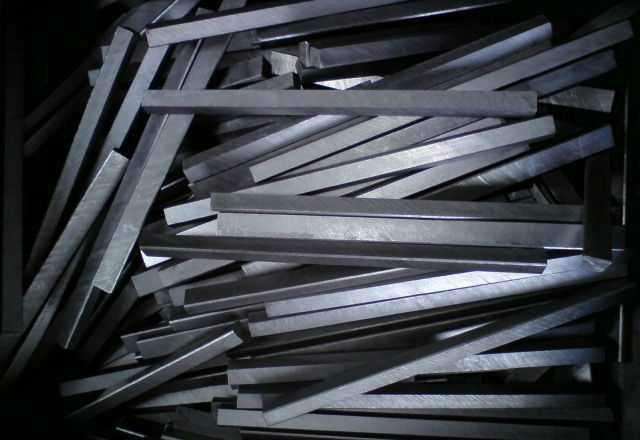 你知道吗,钻石并不能“恒久远”,石墨烯也许比钻石更有用