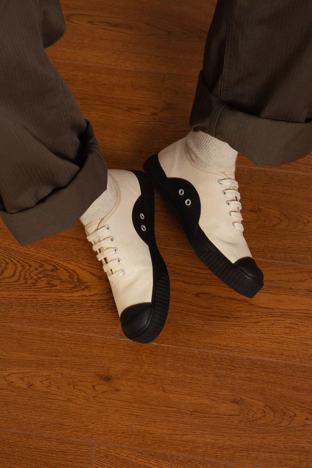 推荐女生穿的背带裤,敢穿背带裤的女孩