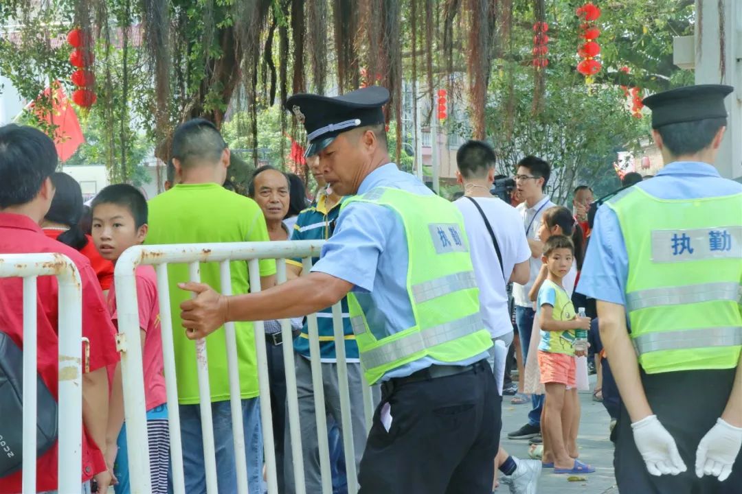 假日里,佛山的这些身影,最可爱!