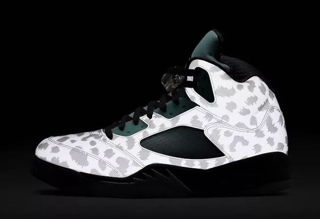 莆田鞋airjordan5retrolow白银,白丝绸airjordan5