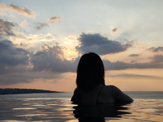 renoace深度测评,opporenoace90帧吃鸡表现