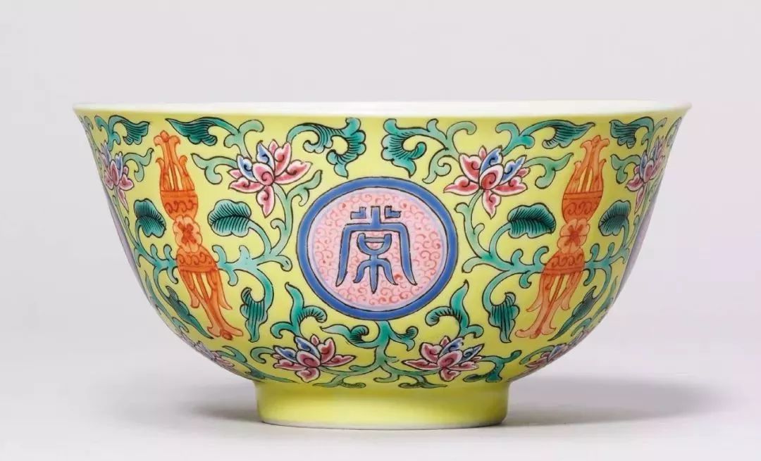 香港佳士得拍品欣赏,香港佳士得翡翠拍卖成交记录