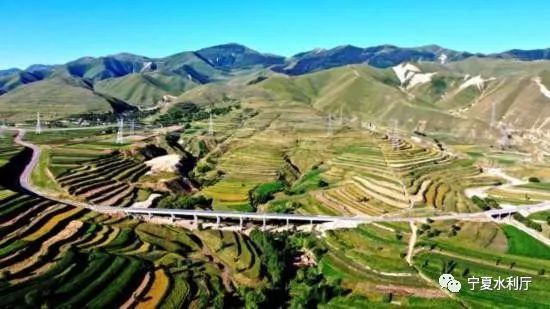 宁夏固原：七十年改山治水得俊颜“贫瘠甲天下”之地换了人间
