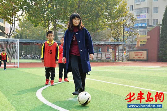 香江路小学足球比赛视频,校长杯校园足球比赛报道