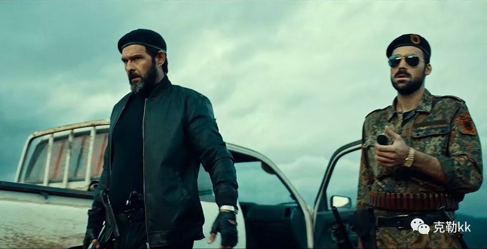 尚未有任何一种配饰会像这件一样被赋予如此众多的含义|团购