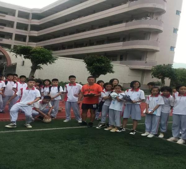 【活力邓中】绿茵点亮青春足球传递激情——记初一级射龙门比赛