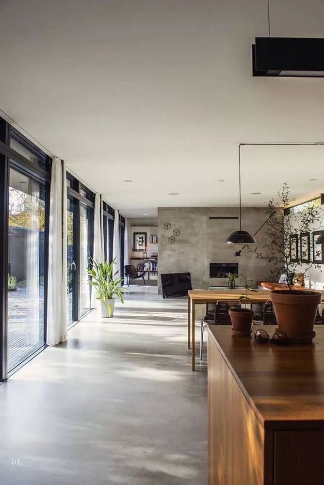 一面水泥墙惊艳了整个院子,水泥墙中式风格