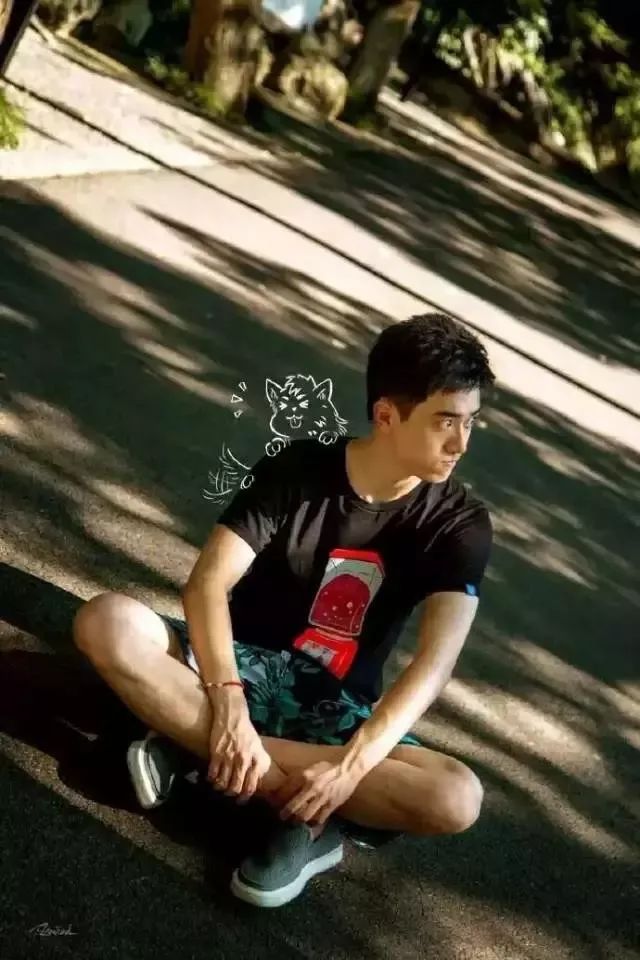 山海经异兽艺术画作,90后画家画山海经