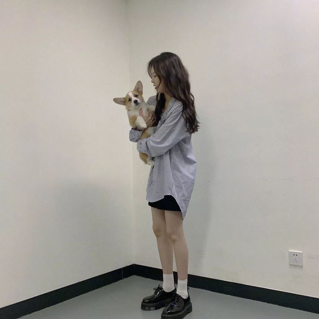 拯救腿粗,马丁靴怎么选择显腿小又年轻