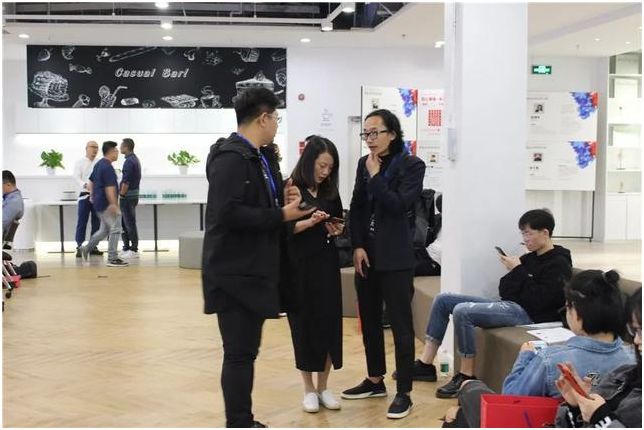 鏈嶈鐢靛晢鐩存挱鍩硅,鐢靛晢鏈嶈涓绘挱鍩硅璇剧▼