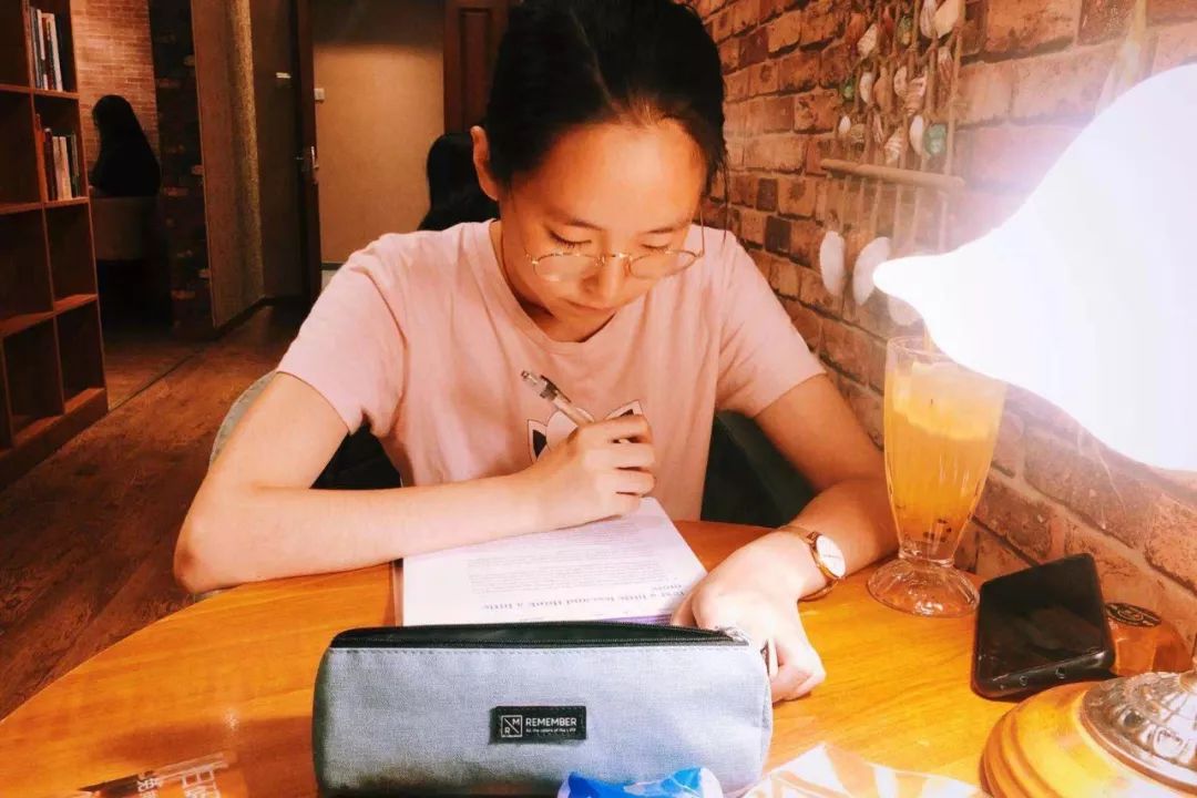 老爸老妈，我在人大挺好的！