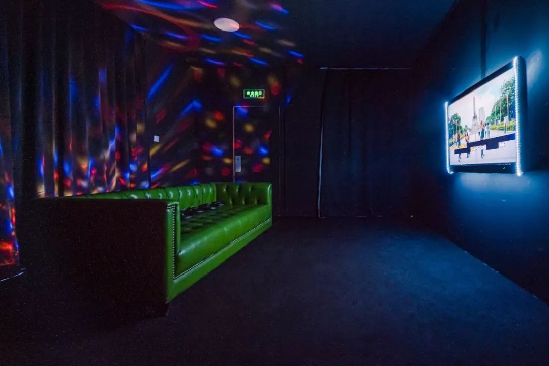 澶栨哗缇庢湳棣嗚壓鏈,澶栨哗缇庢湳棣嗕簹娲叉柊閿愯壓鏈