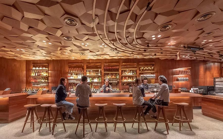 星巴克特调鸡尾酒价格,特调鸡尾酒生命之水冰美式