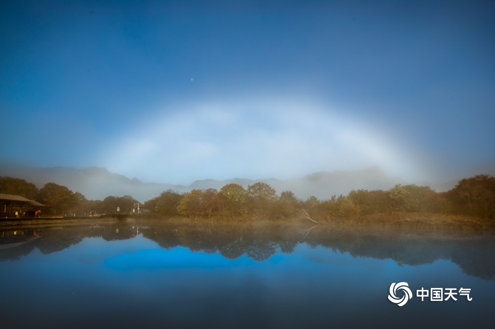 神农架雾蒙蒙,湖北神农架冬日云海浩瀚