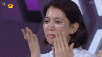 漂亮女人会花钱的语录,女人敢花钱的图片