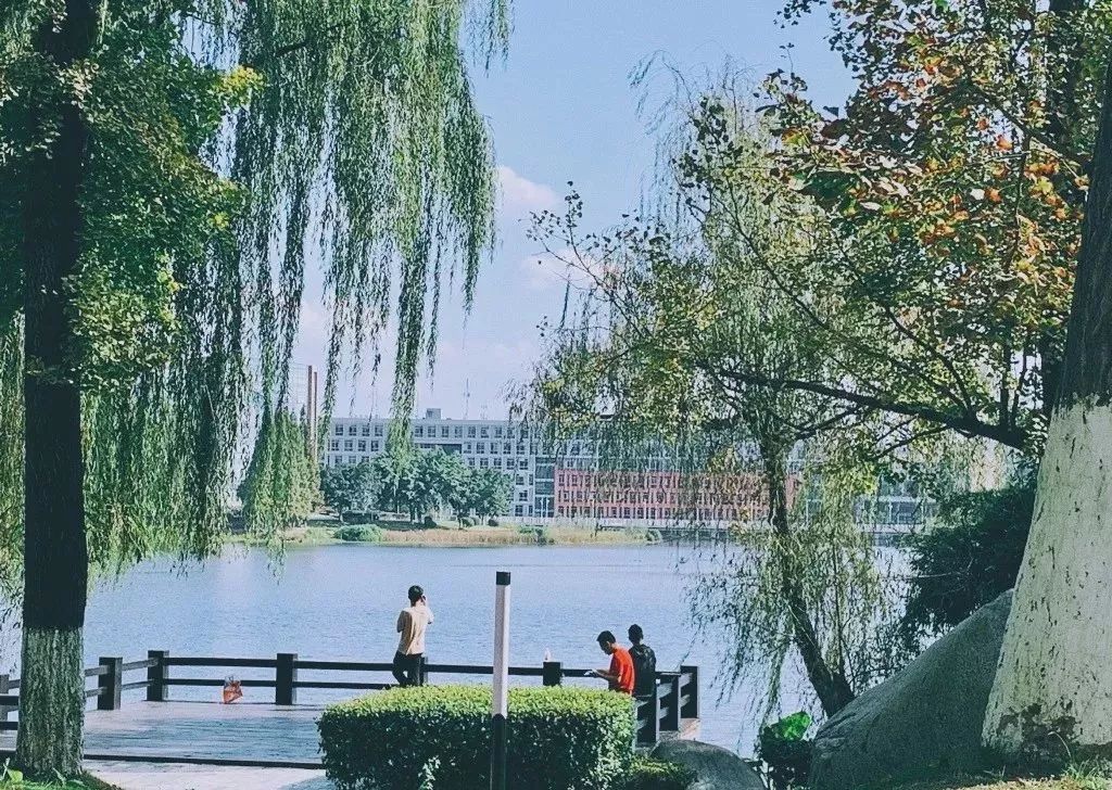 考研首先要确定方向,考研之前要确定好院校吗