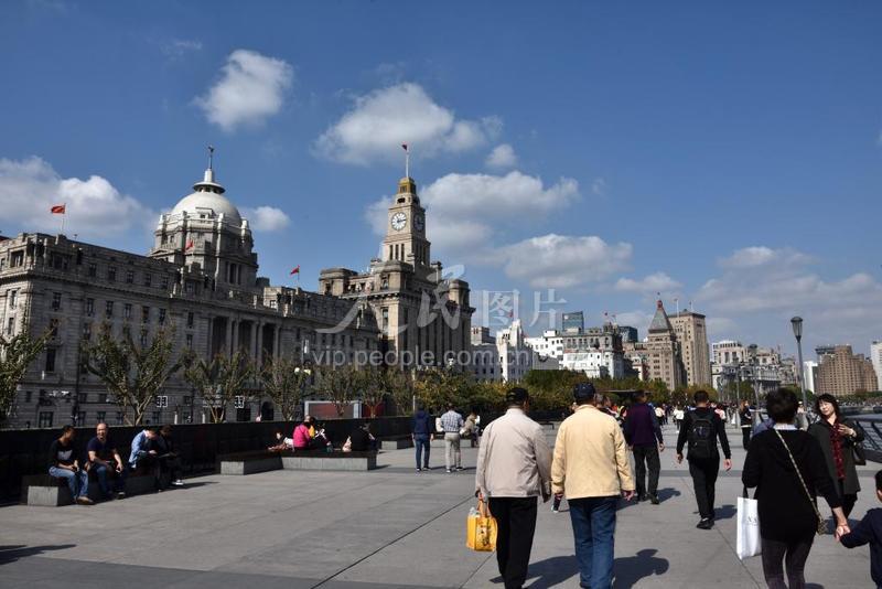 上海外滩白天景色最新,上海七月外滩天气情况