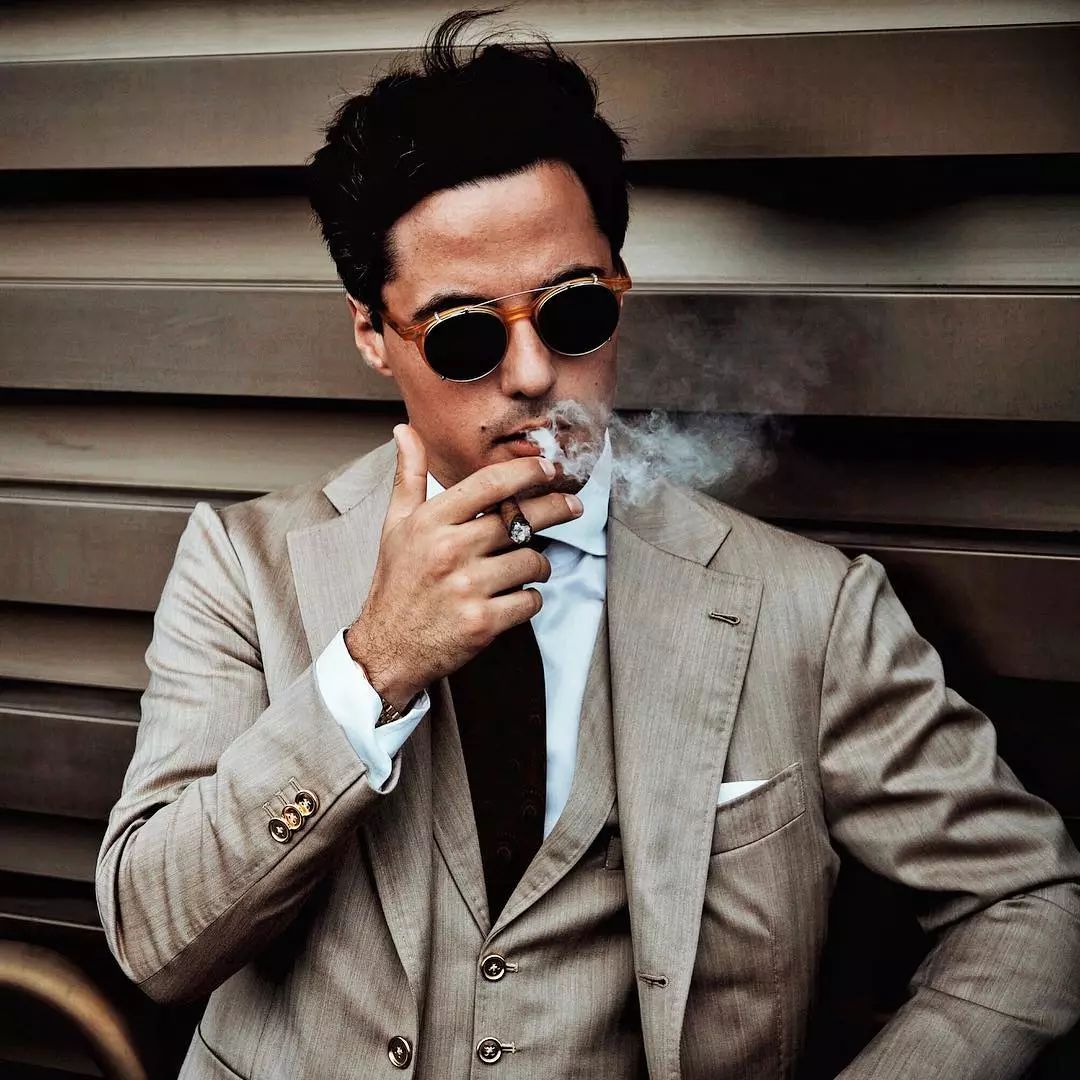 如何判断一套定制西装到底值不值,定制西装之前你必须掌握的知识