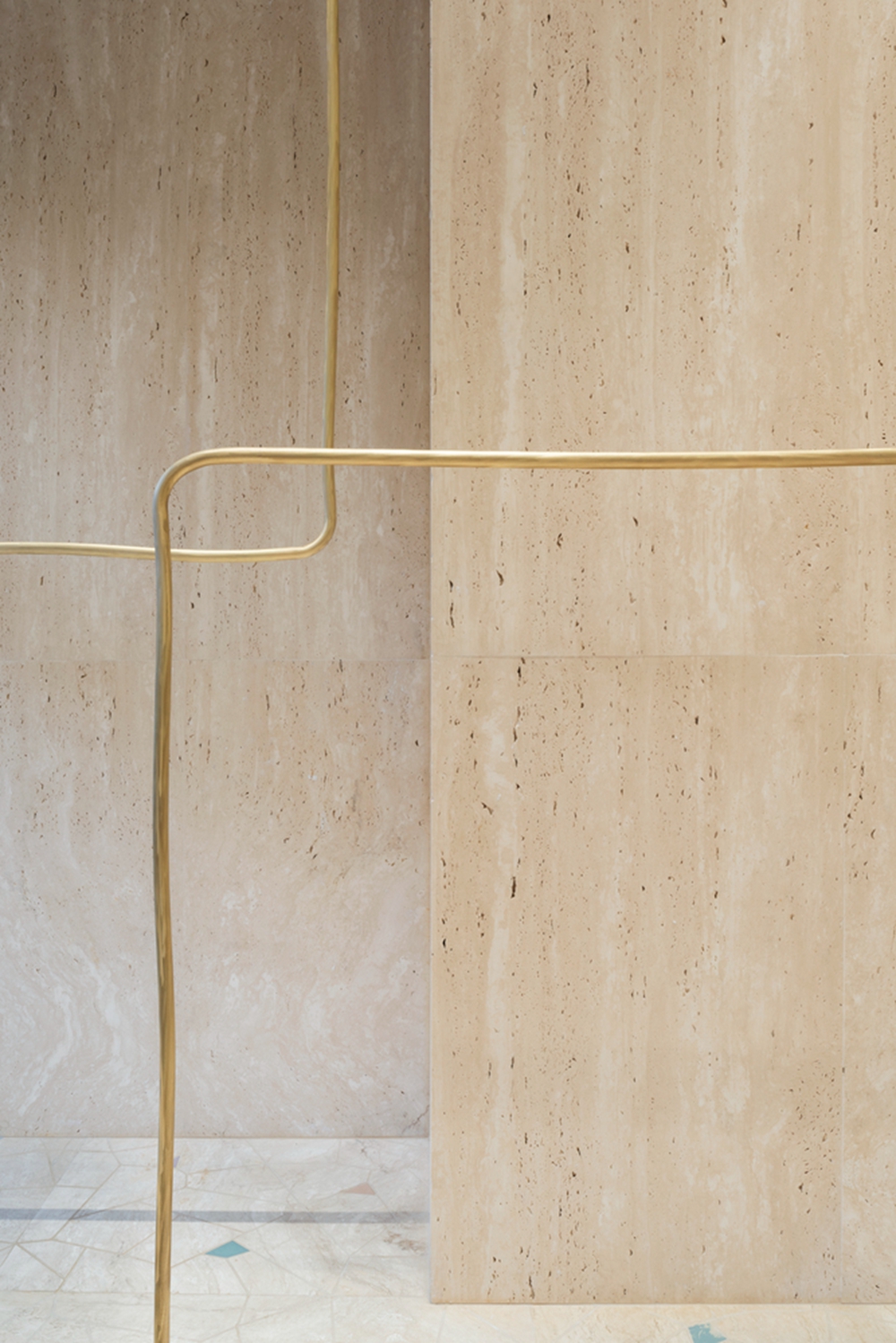 质量好有设计感的大品牌女装店铺,设计感强的小众女装品牌店