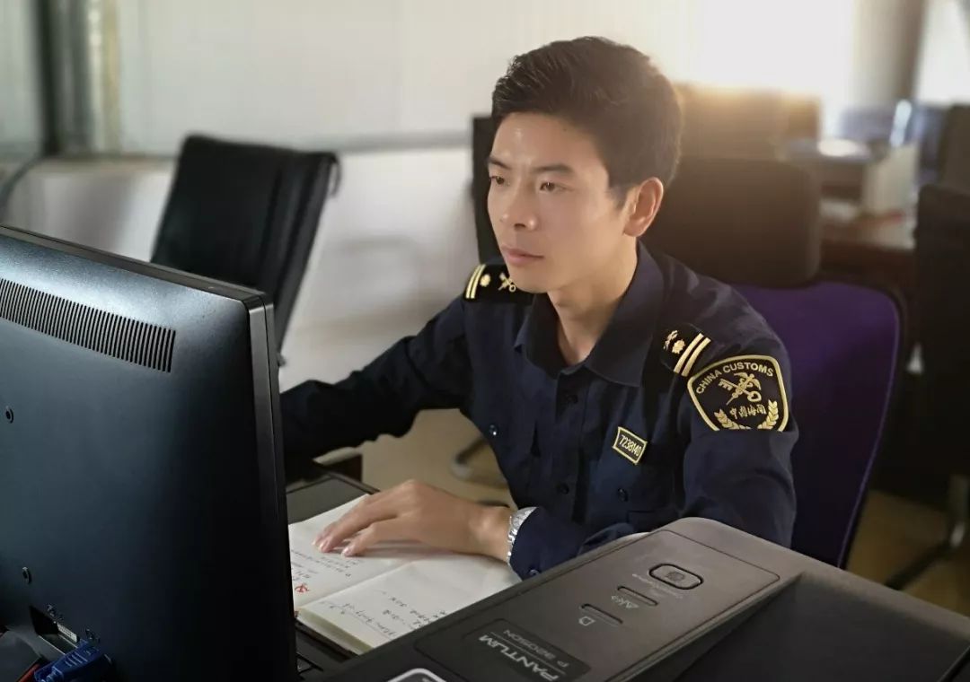 坚持守正创新积极开拓进取,守正创新锐意进取砥砺前行