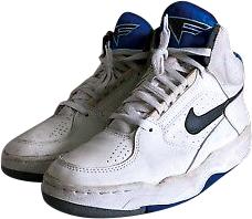 灌篮高手球员们都穿什么球鞋,灌篮高手球鞋大全