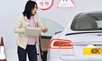 开奥迪汽车的明星,开蔚来汽车的明星