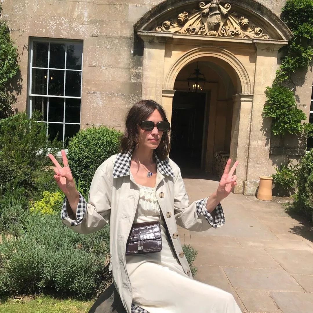 这个单品选得对，全身看起来就很贵