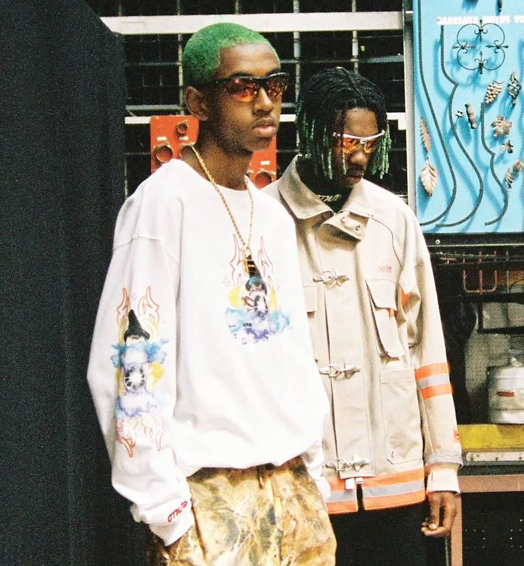 aape姝ｅ搧鏈嶈,aape娼祦鏈嶉グ