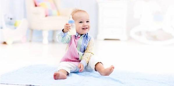 6岁儿童喝纯奶粉好还是配方奶好,孩子5岁还喝奶粉合适么