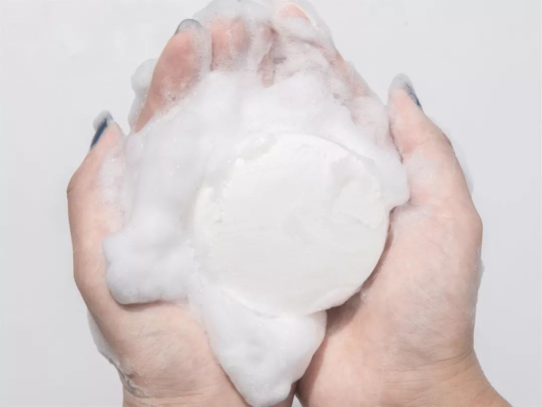 堪比“吸尘器”的洁面皂，洗净黑头去油脂，肌肤细腻滑溜溜