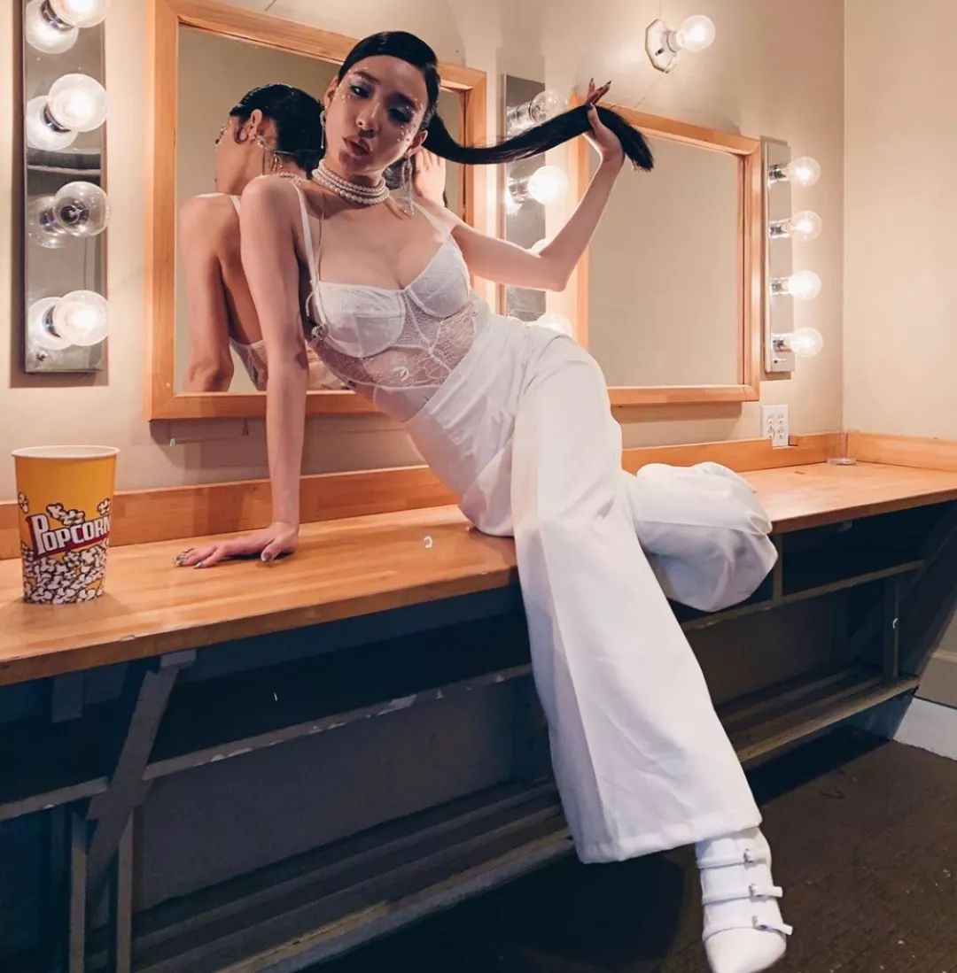 tiffany黄美英护肤视频,tiffany黄美英发型