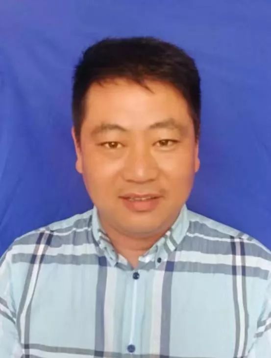 他们开车的，快把他们“揪”出来