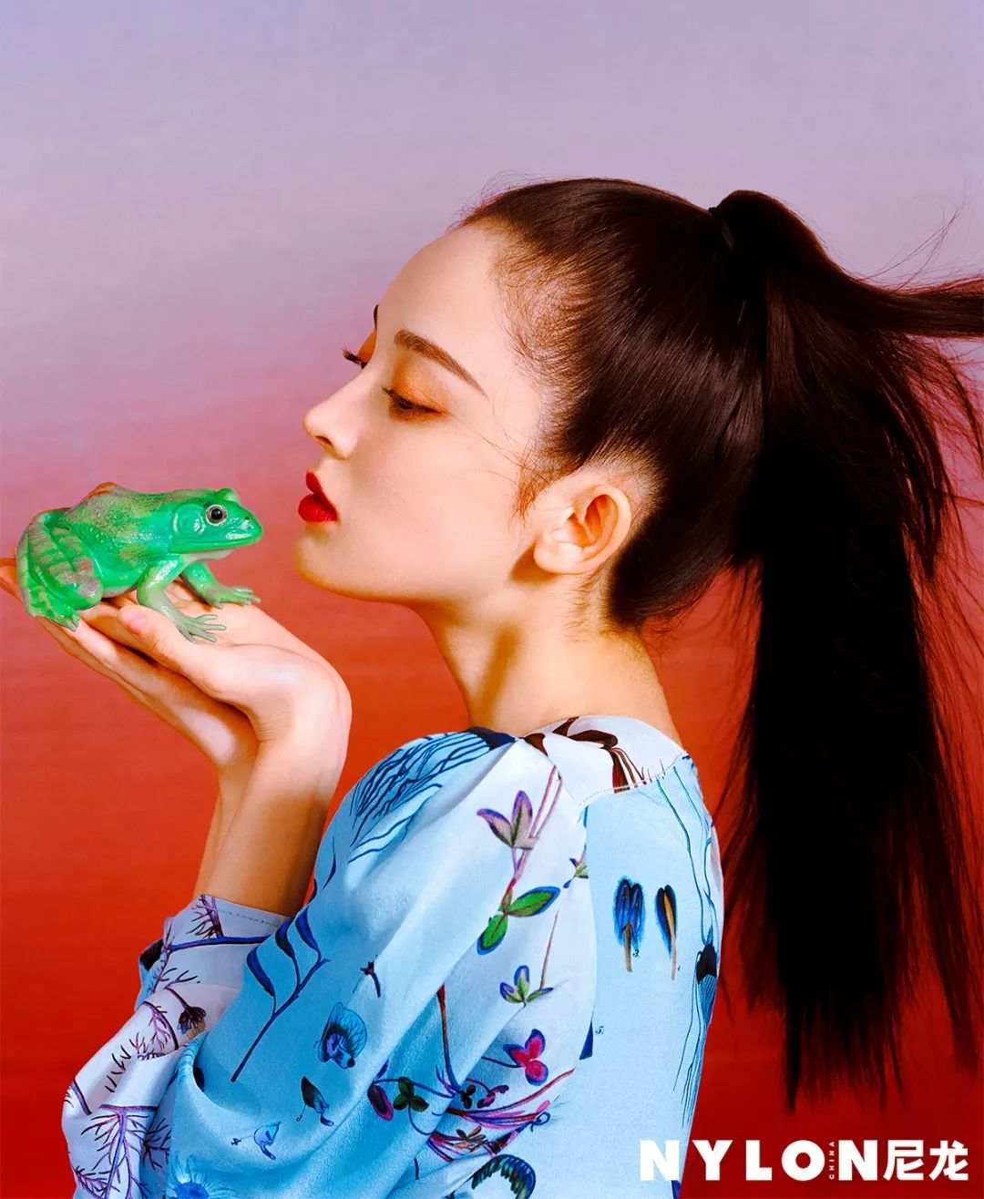 娜扎发布的文章,娜扎新版大招可以回推吗