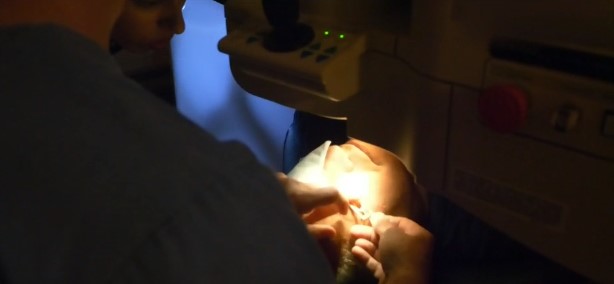 多名加拿大人做完近视手术受剧痛折磨想自杀