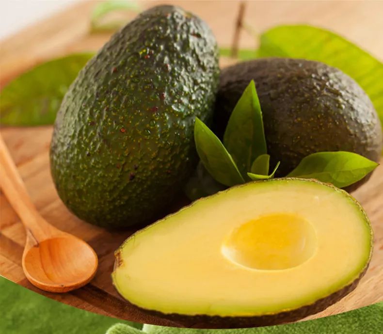 把护肤品穿在腿上是种什么体验？还能「显瘦10斤+超级保暖」