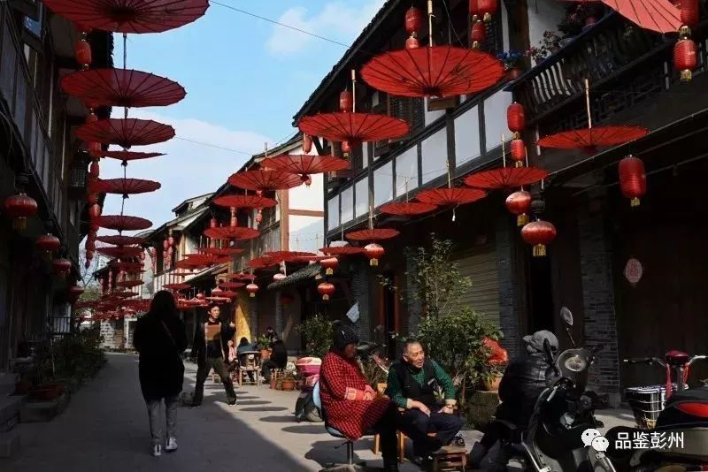 彭州许你一个七彩的世界,来彭州带你看海