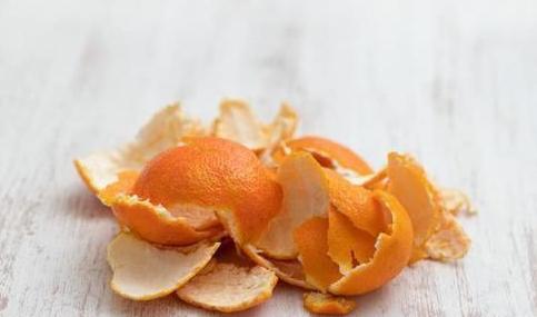 橘子皮以后不要丢有这样的用处,橘子皮不要扔它是个宝