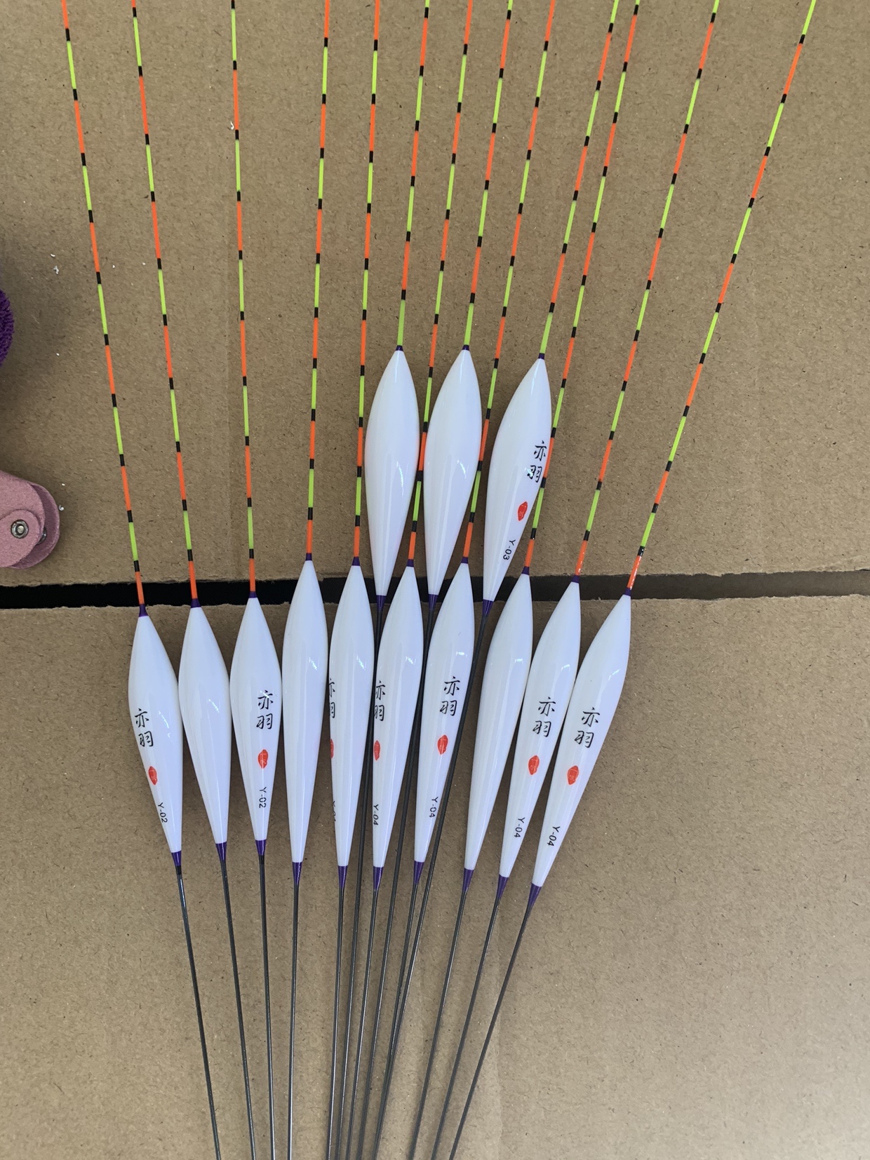 野钓浮漂选择多少克的合适,钓罗非选择多少克浮漂合适