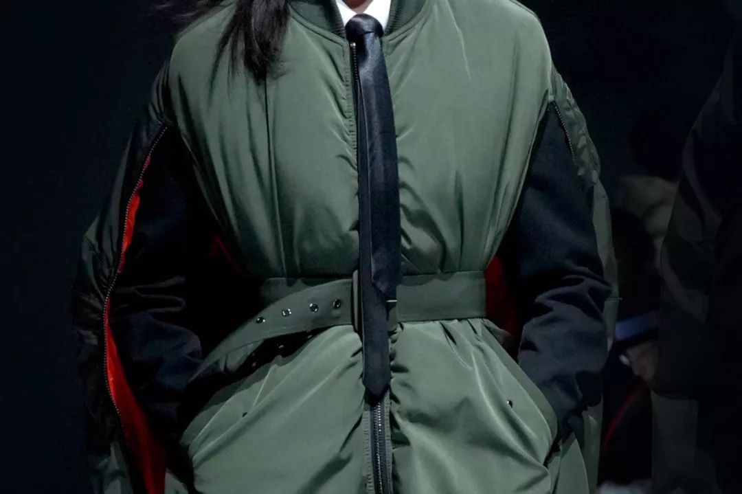 波司登特别的品牌联名款,波司登爱马仕联名款男款