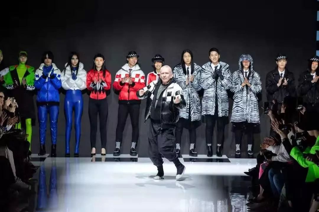 最in的春季穿搭大全,波司登走秀款李宇春